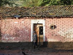 El primer edil promete no dejar desamparados a los damnificados por las fuertes lluvias del temporal. ARCHIVO  /