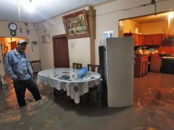 El saldo en el Sur de la ciudad fue de inundaciones de hasta 1.20 metros y 70 vehículos varados, entre otros daños. S. NÚÑEZ  /