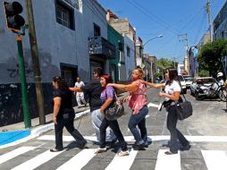 La autoridad pretende aumentar la cifra de semáforos a 50 para beneficiar a personas con discapacidad visual. E. BARRERA  /