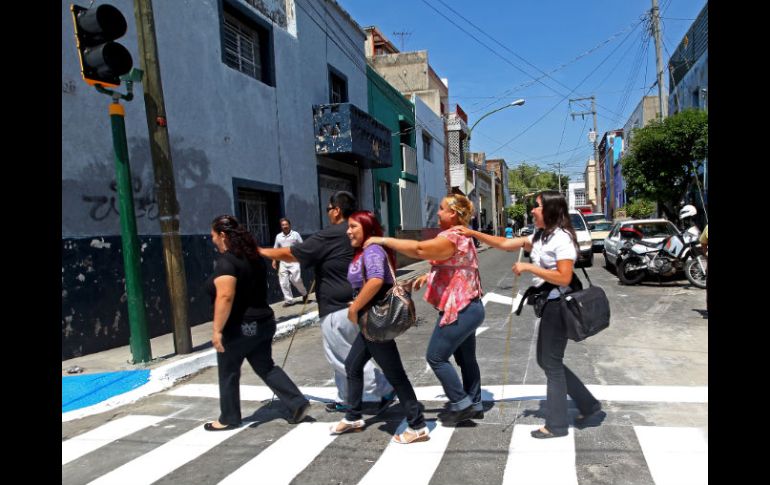 La autoridad pretende aumentar la cifra de semáforos a 50 para beneficiar a personas con discapacidad visual. E. BARRERA  /