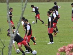 La selección Sub-20 de Guatemala en entrenamientos antes de su primer juego contra Nigeria en Quindio, Colombia. AFP  /