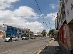 Comerciantes de la Avenida Niños Héroes temen que el par vial que se implementará en esta arteria afecte sus ventas. A. HINOJOSA  /