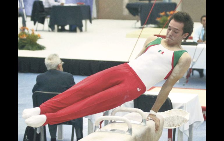 El gimnasta tapatío Javier Cervantes formará parte del equipo mexicano de gimnasia artística. MEXSPORT  /