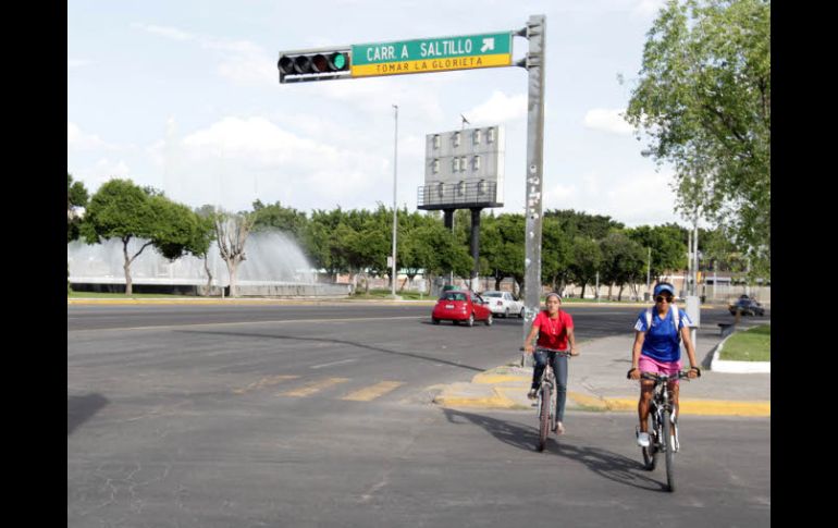 Se espera que las obras en esta primera fase en la glorieta estén listas antes del 15 de septiembre. M. FREYRÍA  /