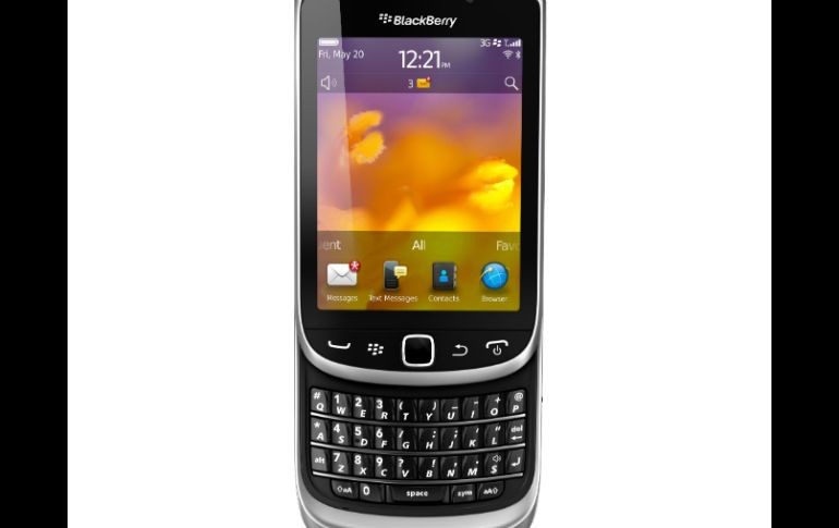 RIM lanza dos nuevos teléfonos, BlackBerry Torch. AP  /