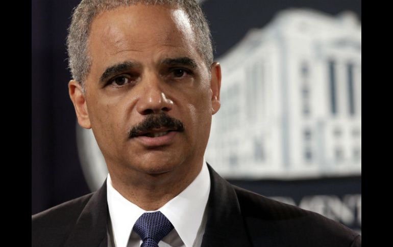 Eric Holder enfrenta una creciente presión por el operativo que dejó pasar más de dos mil armas manera ilegal a México. REUTERS  /