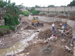 Enrique Alfaro sostuvo que nadie habita las viviendas localizadas en sitios de mayor riesgo. ARCHIVO  /