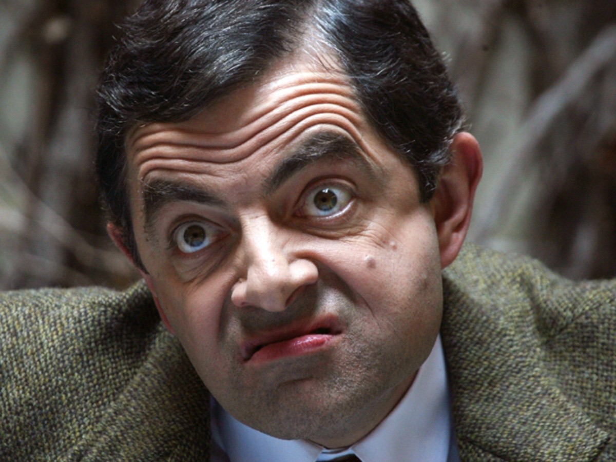 accidente automovilistico de rowan atkinson