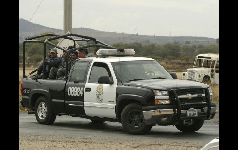 Policías federales habrían asegurado y trasladado a los trabajadores a Apatzingán. ARCHIVO  /