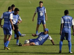 Jugadores de la Selección Sub-20 de Guatemala, durante sesión de entrenamiento previo a su encuentro con Portugal. EFE  /