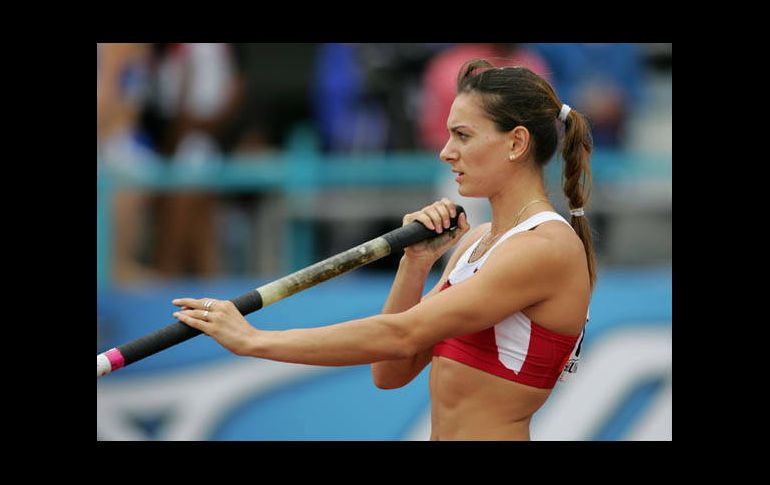 Yelena pretende superar la mala racha que tuvo en el Mundial de Berlín 2009. ESPECIAL  /