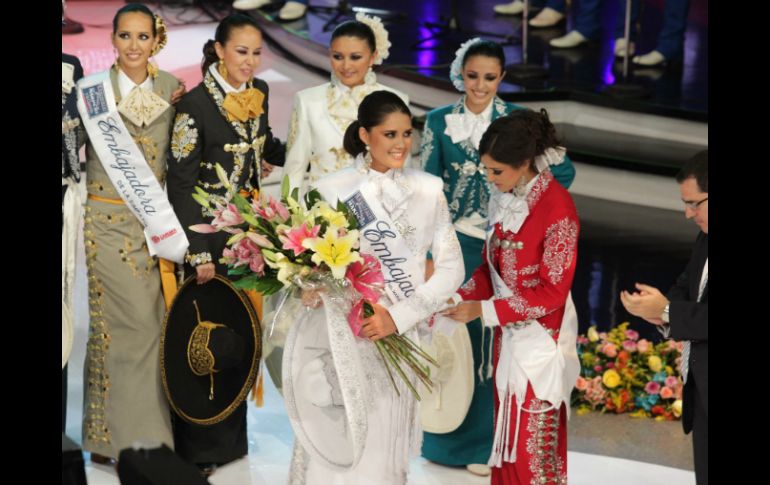 Andrea Navarro Mercado, de 21 años, fue elegida para ser la Embajadora del Mariachi y la Charrería 2011. E. PACHECO  /