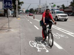 La SVyT inauguró la obra en Agustín Yañez, donde colocó la señalaización y ñadió una ciclovía. A. HINOJOSA  /