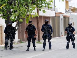 En diferentes puntos de la ciudad la Policía Federal patrulla actualmente las calles. ARCHIVO  /