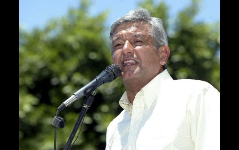 AMLO informará a la población que simpatiza con su proyecto de cómo va el movimiento a nivel nacional. ARCHIVO  /