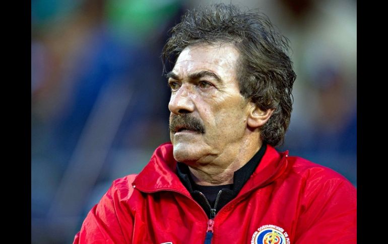 La salida del técnico, Ricardo Antonio La Volpe, de la Selección de Costa Rica fue inminente tras la derrota ante Ecuador. MEXSPORT  /