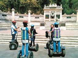 A la patria. El recorrido empieza en el monumento donde yacen los restos de los Niños Héroes. ESPECIAL  /