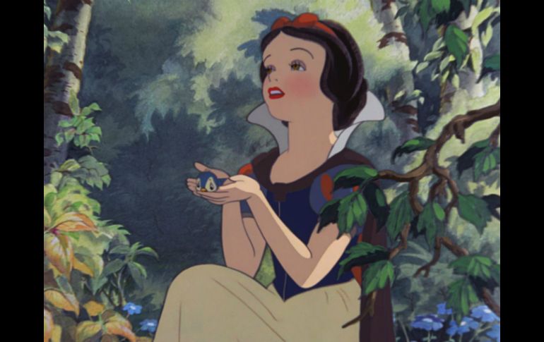 Han pasado 74 años desde que Disney popularizara la historia de Blancanieves y los siete enanos. ESPECIAL  /