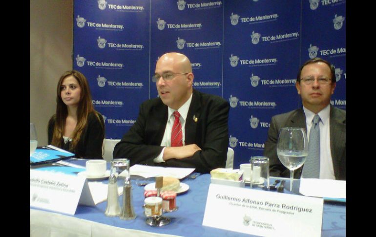 En rueda de prensa, trabajadores del Tec de Monterrey dieron a conocer el programa de líderes académicos. O. GARCÍA  /