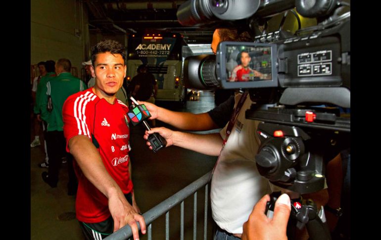 Pablo Barrera durante una entrevista en una convocatoria de la Selección mexicana. MEXSPORT  /