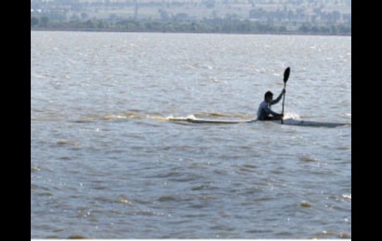 La sede de Remo y Canotaje se ubica en el Lago de Zapotlán, en Ciudad Guzmán. ARCHIVO  /