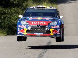 El galo Sebastien Ogier ganó el Rally de Alemania con una ventaja superior al minuto. AP  /