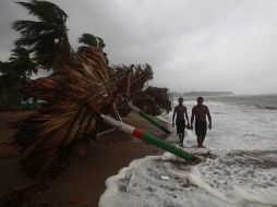 Aspecto de la playa Los Gringos de Nagua, Costa Rica, afectada por el paso del huracán 'Irene'. EFE  /