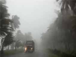 El primer huracán de la temporada en el Atlántico, se acercará a la costa de las Carolinas el sábado por la mañana. EFE  /