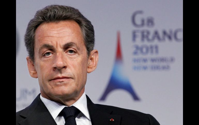 El Partido Socialista acusa a Sarkozy y a su partido, UMP de que la deuda se haya duplicado. ARCHIVO  /