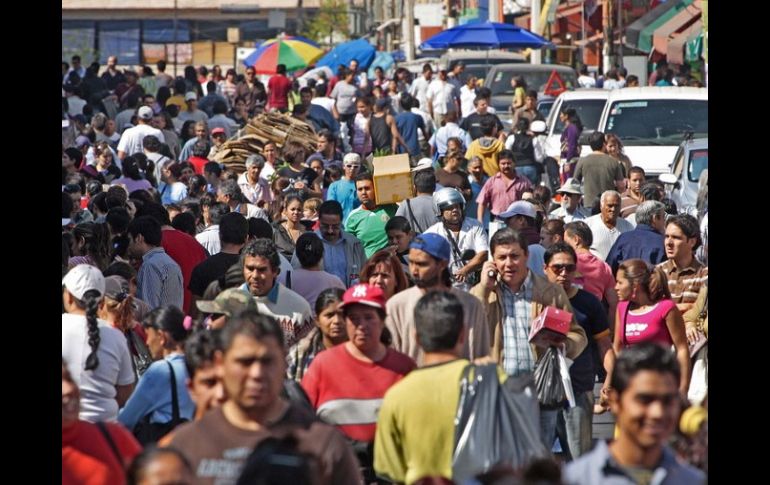 El déficit comercial afecta el poder adquisitivo del consumidor. ARCHIVO  /