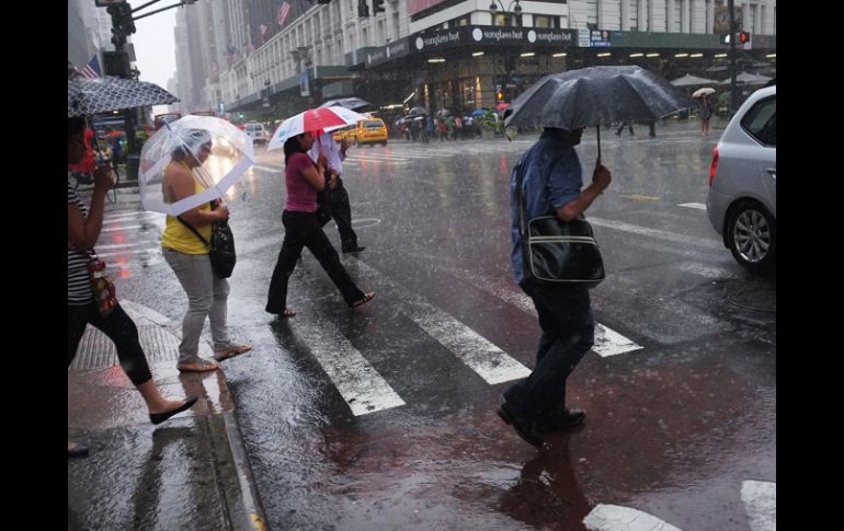 La cercanía de 'Irene' ya causa fuertes lluvias en Nueva York. AFP  /