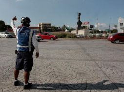 La Glorieta Minerva se reabrió ayer a la circulación, y será una zona peatonal los fines de semana. A. HINOJOSA  /