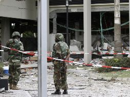 Soldados nigerianos hacen guardia en el lugar del atentado. REUTERS  /