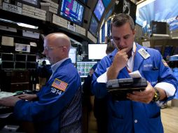 El lunes Wall Street iniciará con jornada normal. EFE  /