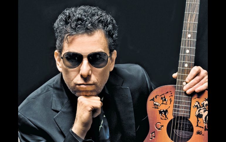 El cantautor argentino Andrés Calamaro regresa a México. ARCHIVO  /