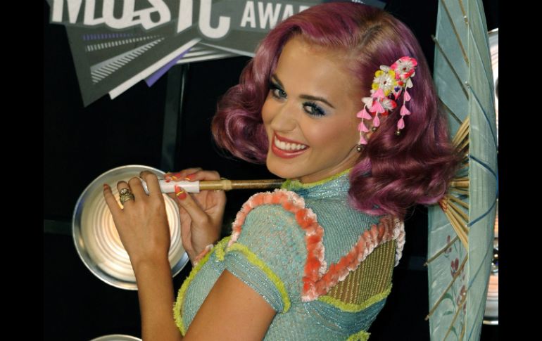 Katy Perry luce un atuendo oriental. AP  /