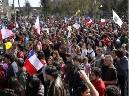 Estudiantes chilenos mantienen huelga para exigir mejoras educativas y la gratuidad para la educación universitaria. EFE  /