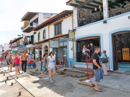 Los comerciantes y restauranteros del Puerto turístico señalan que con las obras no han tenido clientes. S. NÚÑEZ  /