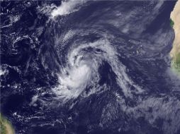 Imagen de satélite que muestra el fortalecimiento de la tormenta tropical Katia en el Este del Océano Atlántico. AFP  /