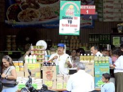 La zona del Mercado de Abastos reviste gran importancia como zona comercial. ARCHIVO  /