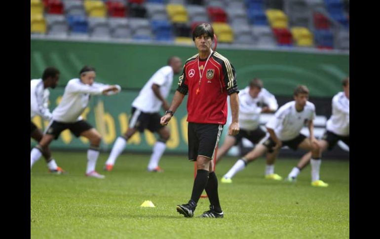 El equipo de Joachim Loew pude ser el primer invitado a  Polonia-Croacia 2012. EFE  /