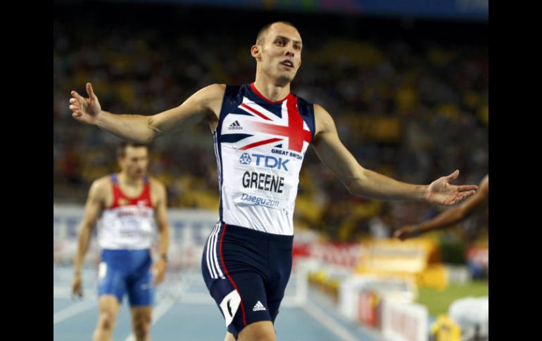 David Greene celebra el triunfo en la prueba de 400 metros. REUTERS  /