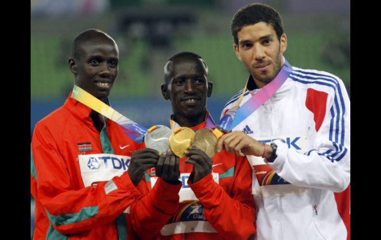 Ezekiel Kemboi y Brimin Kipruto de Kenia se llevan el oro y la plata. REUTERS  /