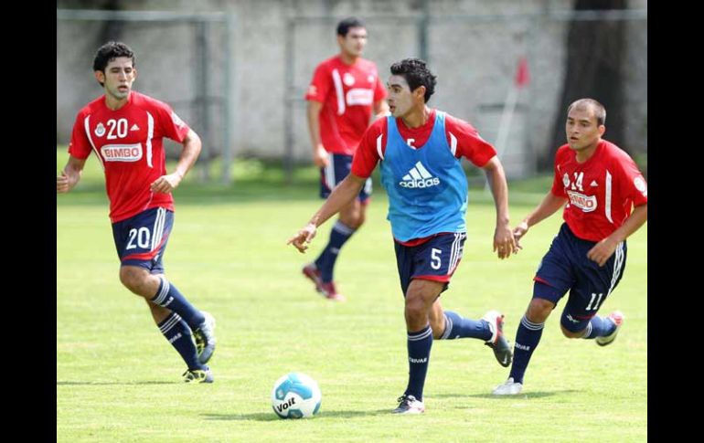 El equipo del Guadalajara cerró sus entrenamientos pensando en sacar el tirunfo en Tijuana. E.PACHECO  /