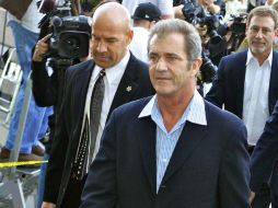 Mel Gibson y su ex novia Oksana Grigorieva concluyeron la disputa por la tutela de su pequeña. AP  /