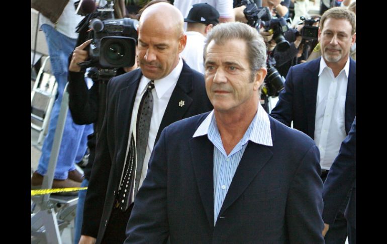 Mel Gibson y su ex novia Oksana Grigorieva concluyeron la disputa por la tutela de su pequeña. AP  /