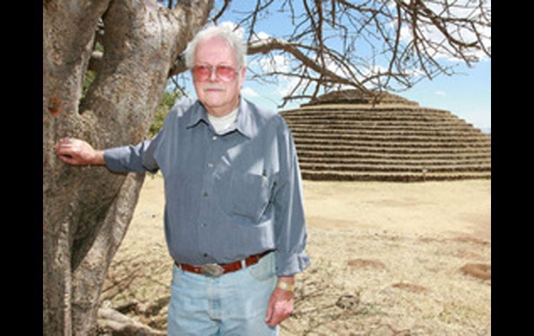 El arqueólogo permaneció 40 años dedicado al rescate de los vestigios arqueológicos .ARCHIVO  /