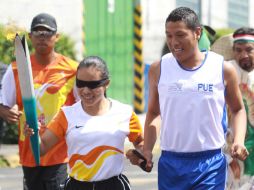 Hasta ahora, varios deportistas y distintas personalidades de la política han llevado la antorcha en su recorrido por el país. NOTIMEX  /