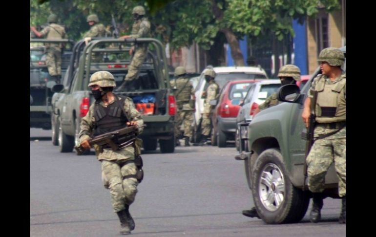 Los maestros pidieron que el Ejército brinde protección a las escuelas, pues están aterrados con la volencia.  ARCHIVO  /