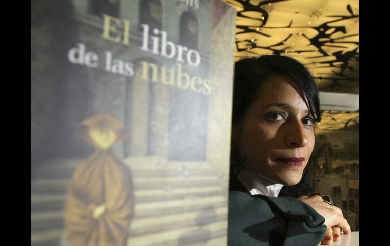 'El libro de las nubes' es obra de la escritora Chloe Aridjis. EFE  /